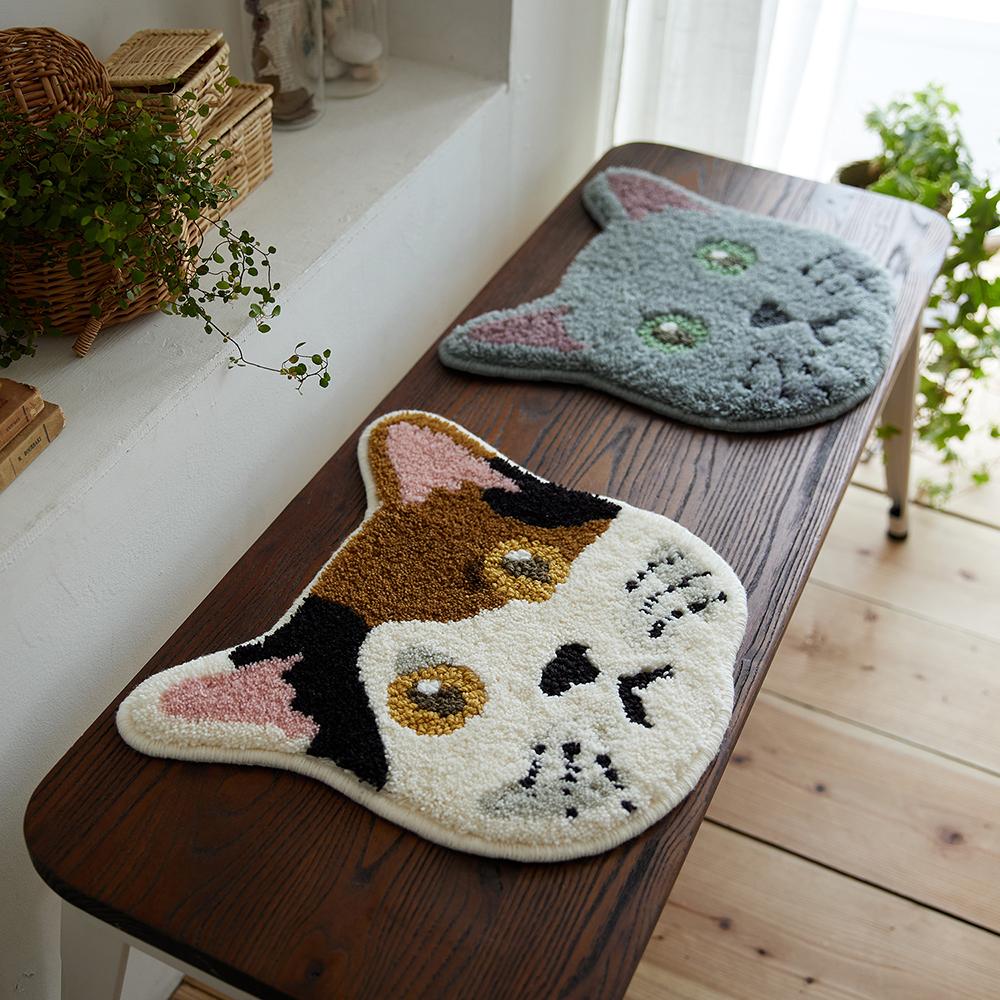 可愛らしい洗える和猫チェアパット 38×38cm