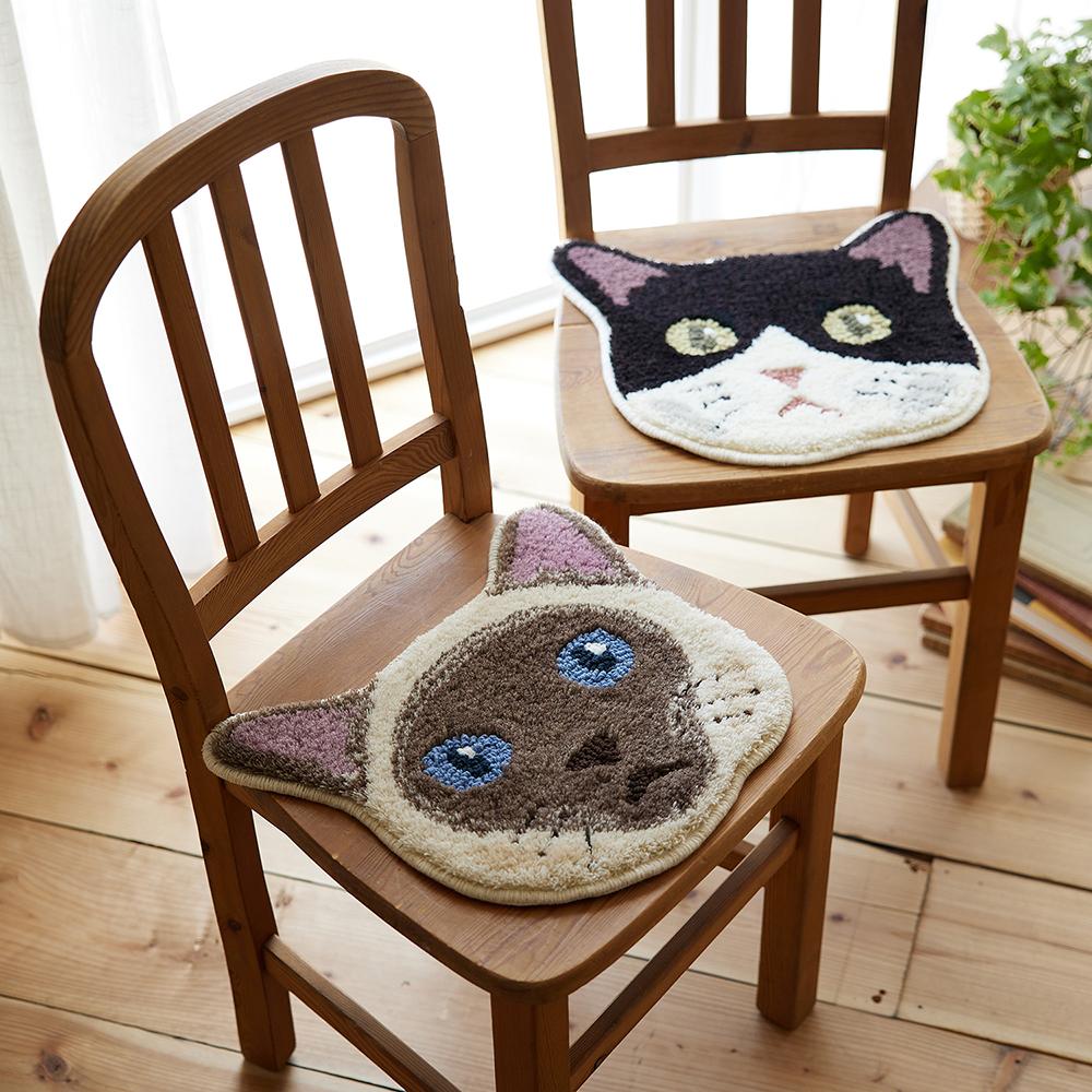 可愛らしい洗える和猫チェアパット 38×38cm