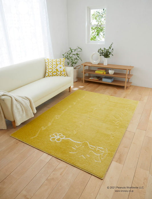 原っぱにたたずむウッドストックがデザインされたラグ Turf RUG - ターフラグ