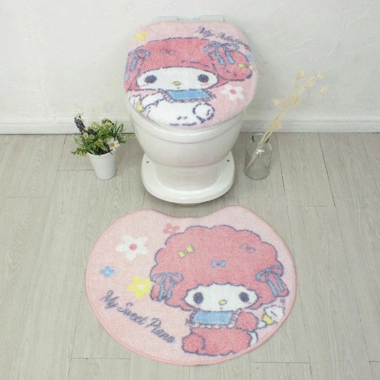 マイメロディ&マイスウィートピアノのフタカバーとマットのセット!トイレをファンシーな空間へ<マイメロディ&マイスウィートピアノ トイレフタカバー・トイレマット2点SET>