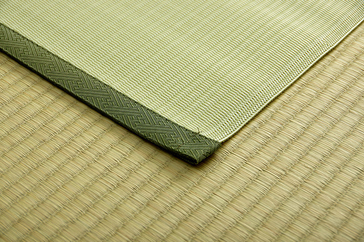 国産の水洗いができる丈夫な敷物!農作業やガーデニングなど野外での作業にピッタリ! ファーム