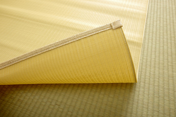 国産の水洗いができる丈夫な敷物!農作業やガーデニングなど野外での作業にピッタリ! ファーム