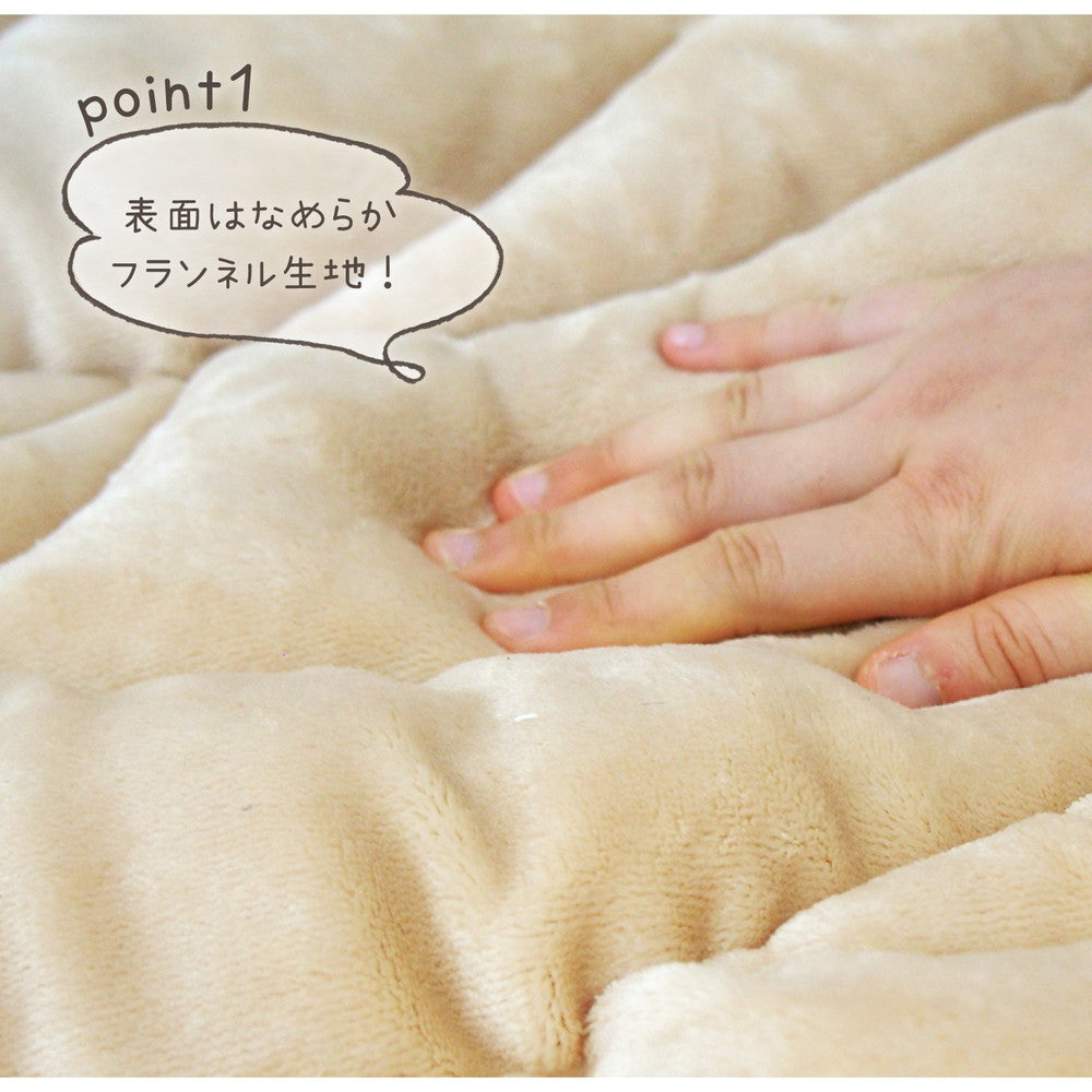 衰えないバラ人気!立体感のあるクッションラグ ローズ