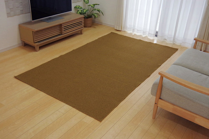 暮らしのカタチにフィットするスマートサイズのカーペット アロンジュ