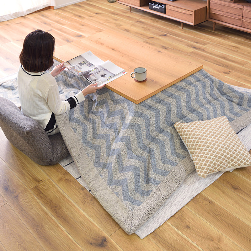 シェブロン柄がおしゃれなこたつ掛け布団 コタツ布団 長方形 190×230cm