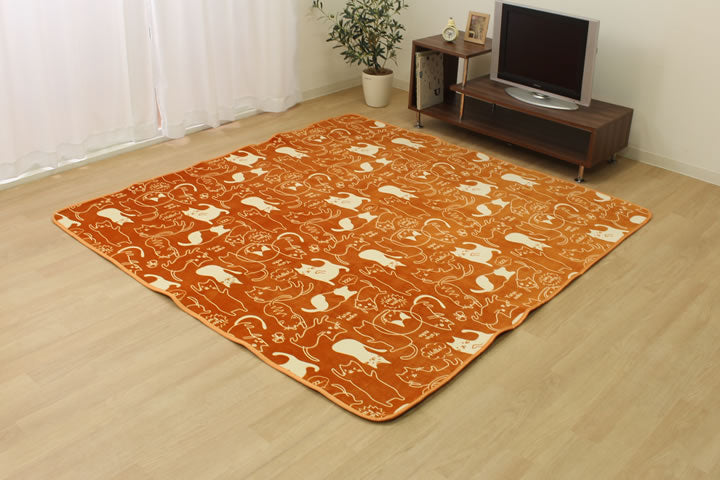 もっちりとした肌触りが気持ちいいネコ柄ラグ ミーニャRUG