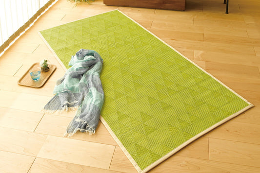 瀬戸内海に臨む地域で育まれた自然の美しさをイメージした 国産い草パーソナルラグ(裏貼り) はぐくみ