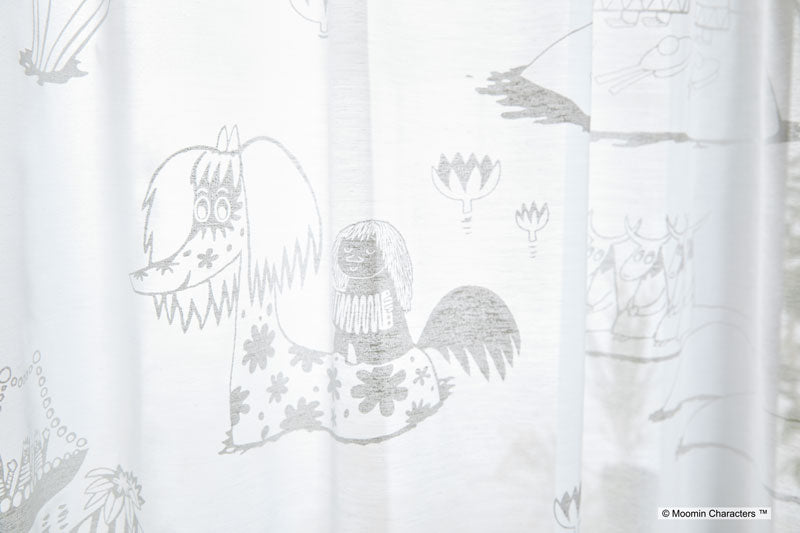 【MOOMIN ムーミン】結婚のお祝いで船に浮かぶエピックシーン EPIC - エピック ホワイト 幅100×丈133~198cm(1枚入)