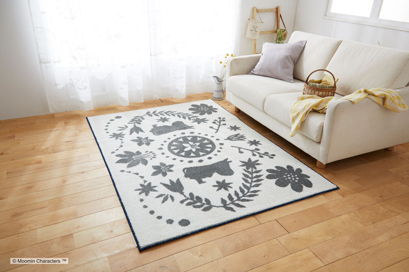 【MOOMIN ムーミン】北欧の伝統柄の中に森で暮らすムーミンたちを表現したラグ FOLK LINE RUG - フォークラインラグ アイボリー