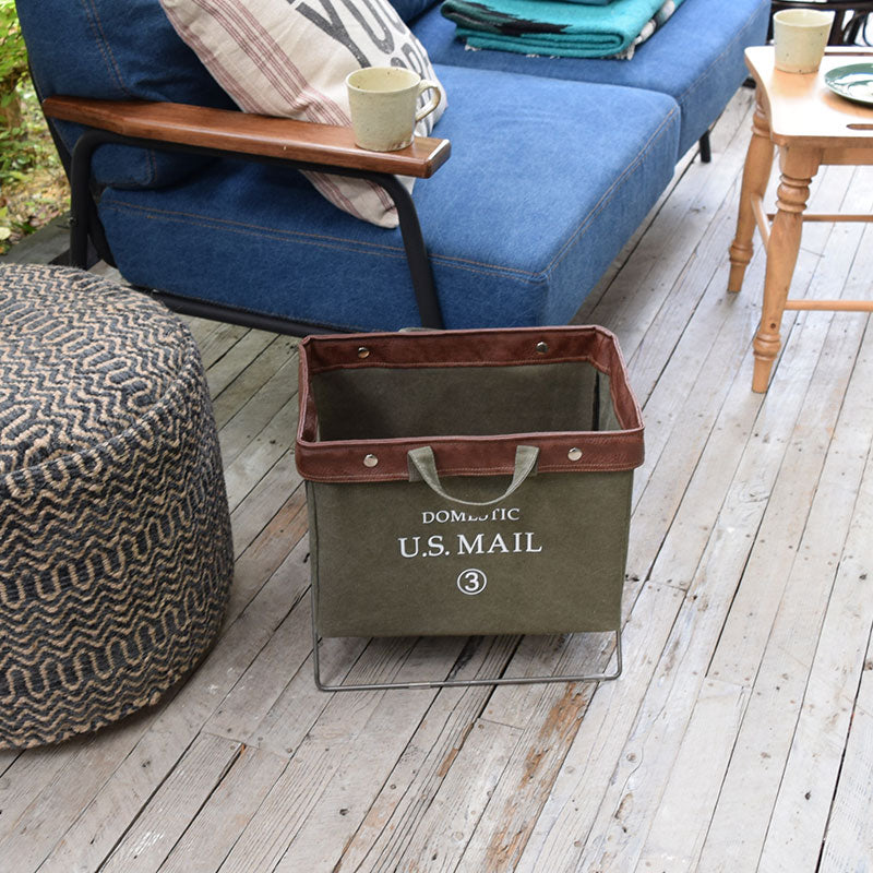 収納たっぷりでマルチに使える US MAIL フォールディングバッグ
