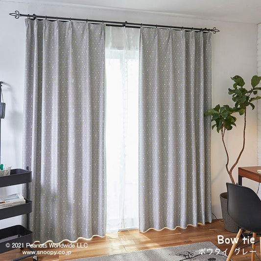 【SNOOPY スヌーピー】ネクタイと帽子をかぶっておめかししたスヌーピーの2級遮光カーテン Bow tie - ボウタイ グレー 幅100×丈135~200cm(1枚入)