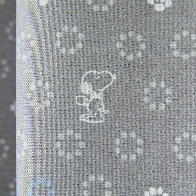 【SNOOPY スヌーピー】ネクタイと帽子をかぶっておめかししたスヌーピーの2級遮光カーテン Bow tie - ボウタイ グレー