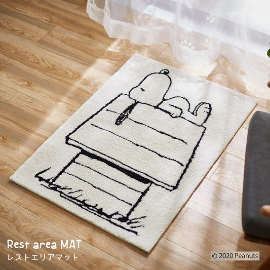 多くのドラマが生まれたスヌーピーのドッグハウス Rest area MAT - レストエリアマット