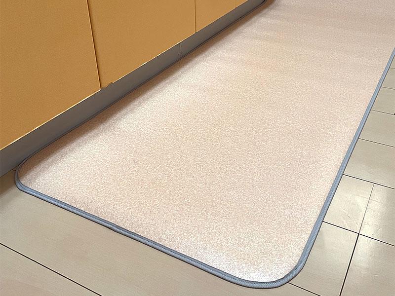 汚れても拭き取るだけでキレイ!はっ水・抗菌・防炎機能付きキッチンマット幅80cmタイプ<Drawl - ドロールオレンジ>