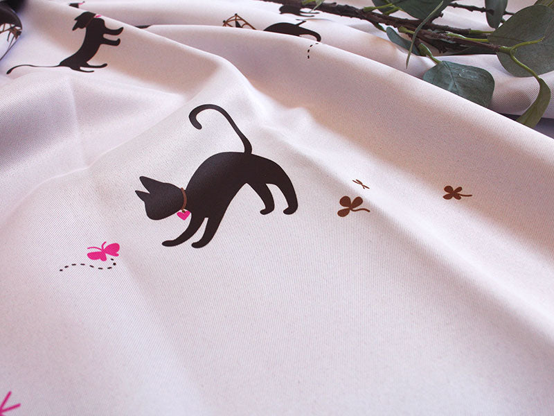 かわいい猫ちゃんがいっぱい2級遮光カーテン Cats Cats Cats - キャッツキャッツキャッツ ピンク
