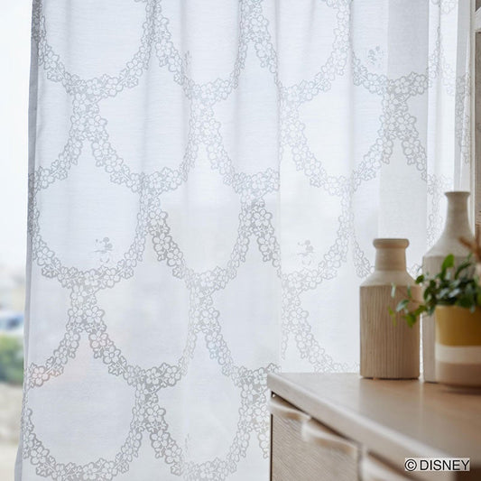 【Disney】小花リースの中で遊ぶミッキーがエレガントボイルレースカーテン MICKEY Flower wreath - ミッキー フラワーリース ホワイト