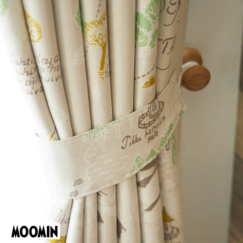 【MOOMIN ムーミン】ムーミン谷の地図 地図の中で個性溢れるキャラクターたちが楽しそうに暮らす情景が描かれた遮光カーテン アイボリー 幅100×丈135~200cm(1枚入)