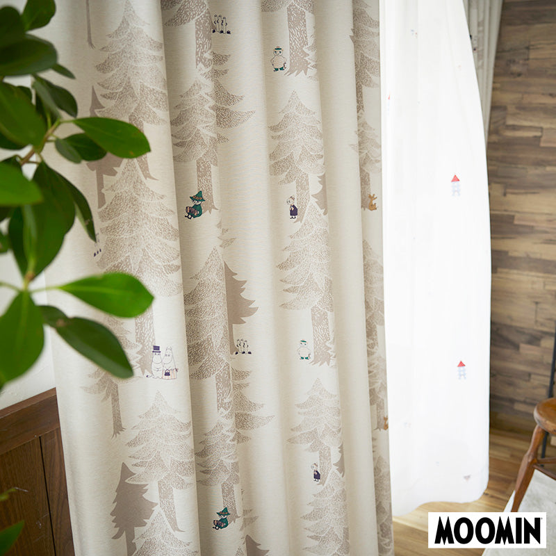 【MOOMIN ムーミン】PUUT drape プート ドレープ ムーミンと仲間たちが繊細なタッチの木々に隠れた北欧ナチュラル遮光カーテン ライトブラウン 幅100×丈135~200cm(1枚入)