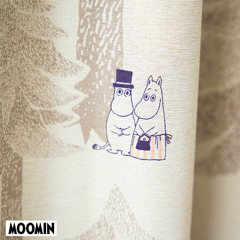 【MOOMIN ムーミン】PUUT drape プート ドレープ ムーミンと仲間たちが繊細なタッチの木々に隠れた北欧ナチュラル遮光カーテン ライトブラウン 幅100×丈135~200cm(1枚入)