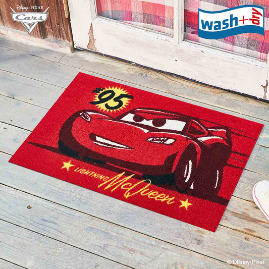 室内・屋外どちらでも使える機能性と丈夫さが魅力の洗える玄関マット 75×120cm wash+dry(ウォッシュ アンド ドライ) Cars/カーズ マックイーン