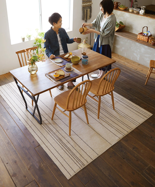 耐久性抜群ダイニングにオススメオールシーズン洗えるラグ ワイヤーライン