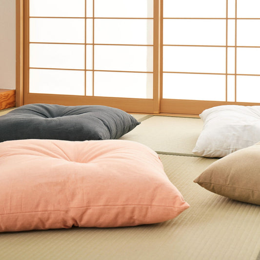ボリュームたっぷりふっくら和座布団　約60×60cm