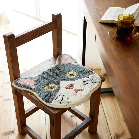 可愛らしい洗える和猫チェアパット 38×38cm