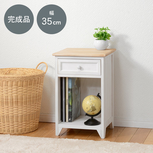 シャビーホワイトの本体にアンティーク調ナチュラルな天板が映える、シンプルチェスト ホワイト	(約)幅35×奥行32×高さ54.5cm