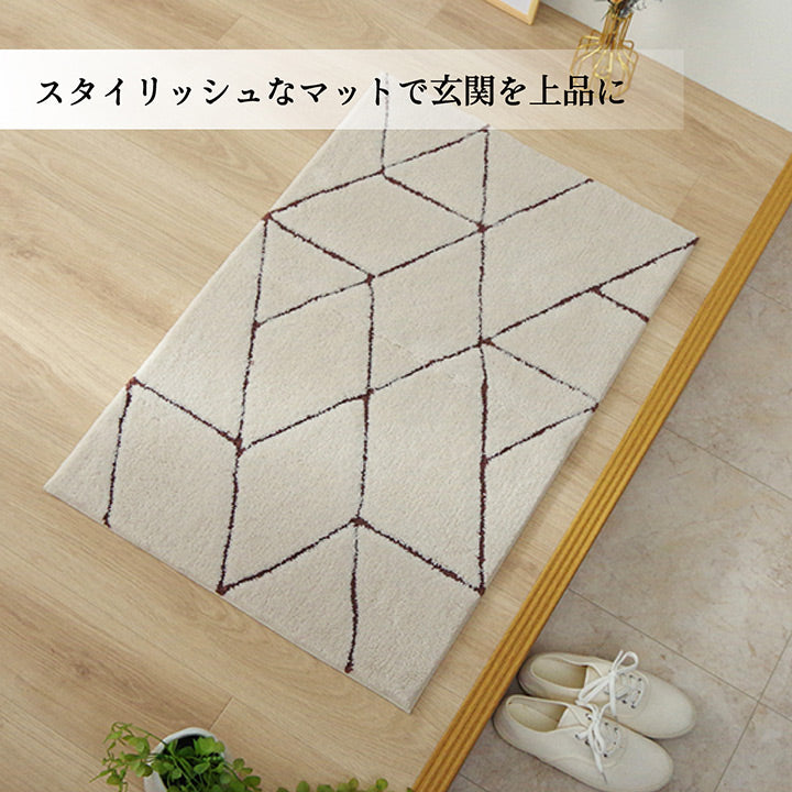 凹凸感のある柄が玄関のアクセントになる玄関マット