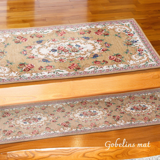 ちょっぴりゴージャスで刺繍のような柄が特徴のゴブラン織の花柄玄関マット　ザイン