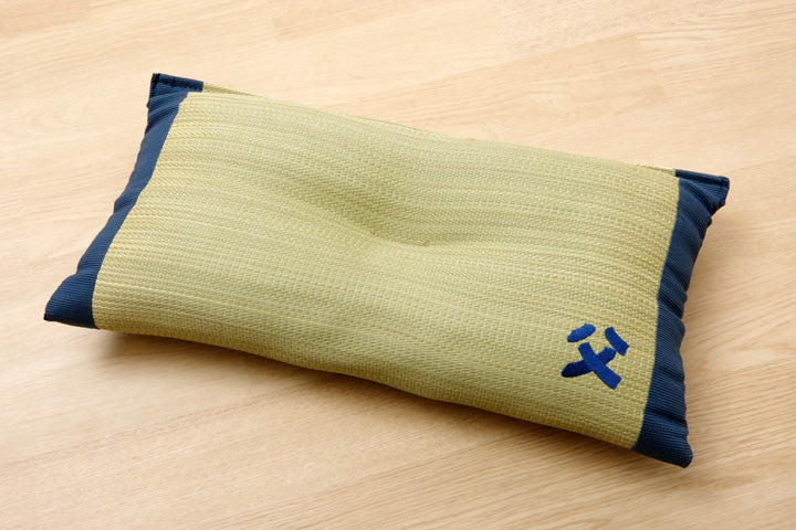 国産い草枕『おとこの枕 くぼみ平枕』 約50×30cm 中材:低反発ウレタンチップ