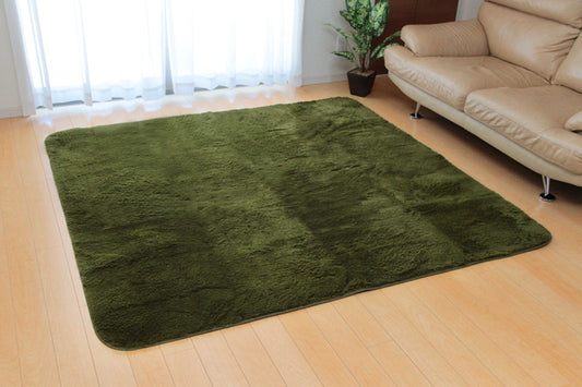 ふわふわなめらかタッチでオールシーズン使えるマイクロファイバーラグ フィリップ