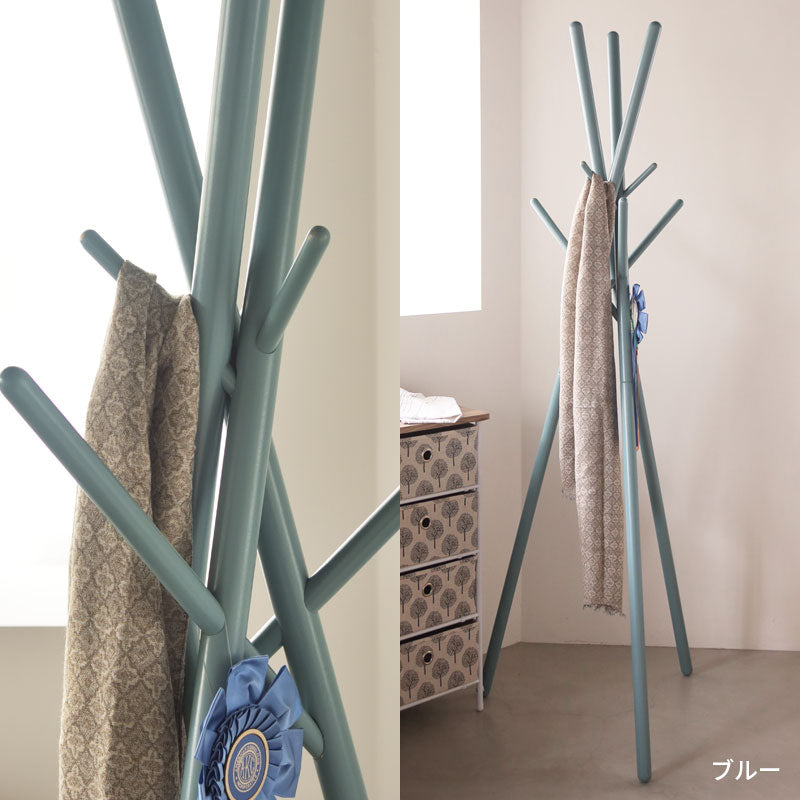 シンメトリーの美しいディテールでシンプルなデザインの空間に馴染む ハンガーラック