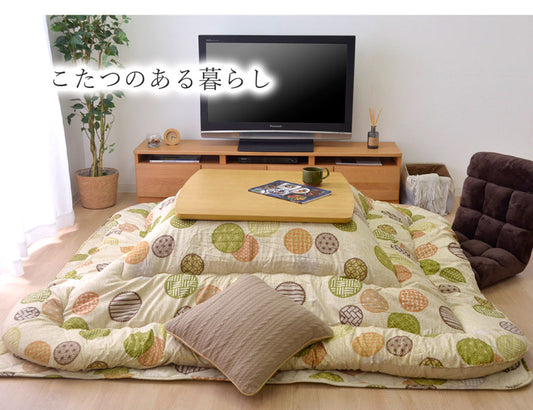 カラフルでかわいい柄が特徴！高品質なこたつ掛け布団