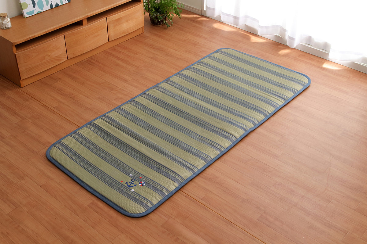 い草を使用したシンプルなデザインのごろ寝フリーマット約80×180cm（中:ウレタン15mm）
