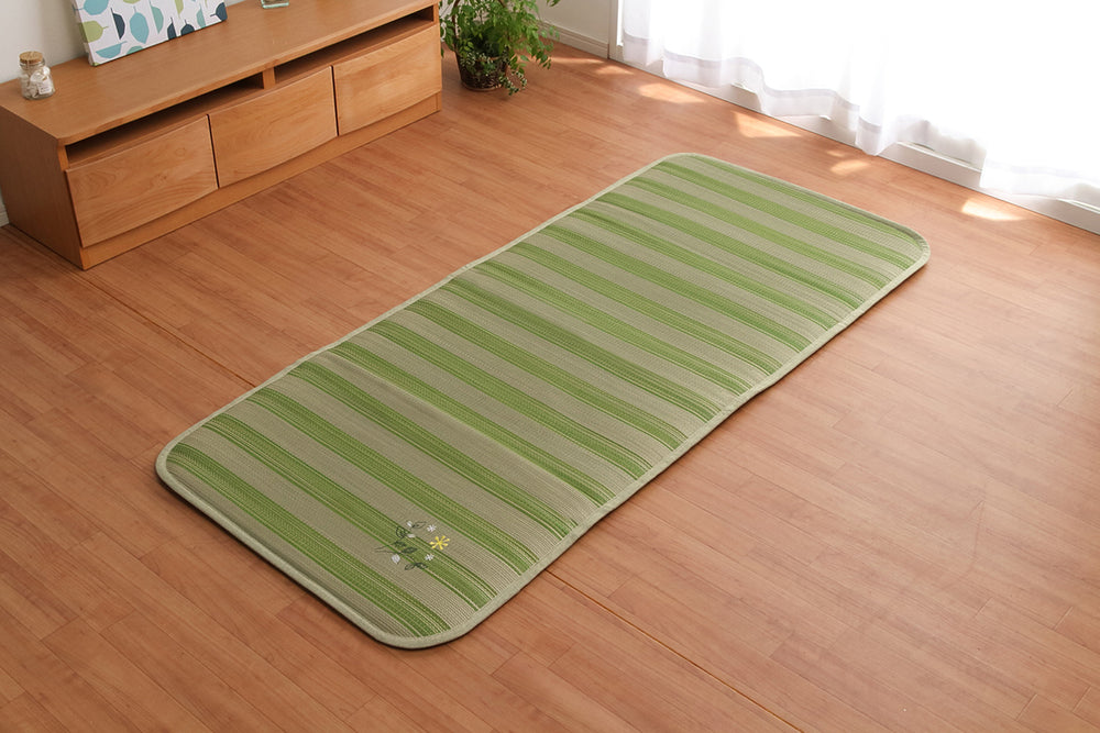 い草を使用したシンプルなデザインのごろ寝フリーマット約80×180cm（中:ウレタン15mm）