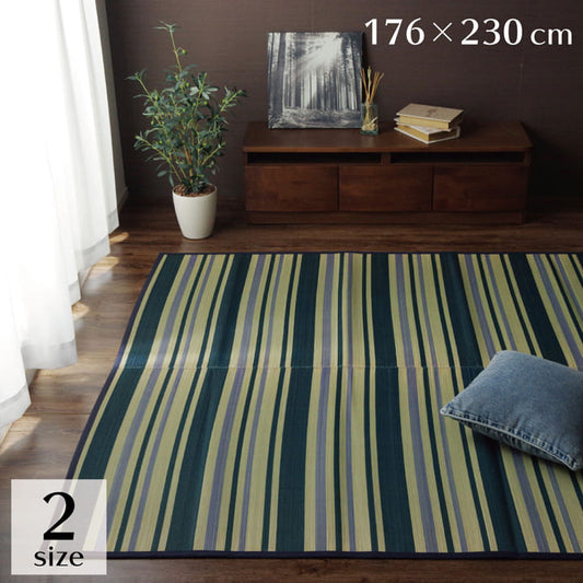 洋室でも和室でも合いやすいようにシンプルなデザインのい草ラグ