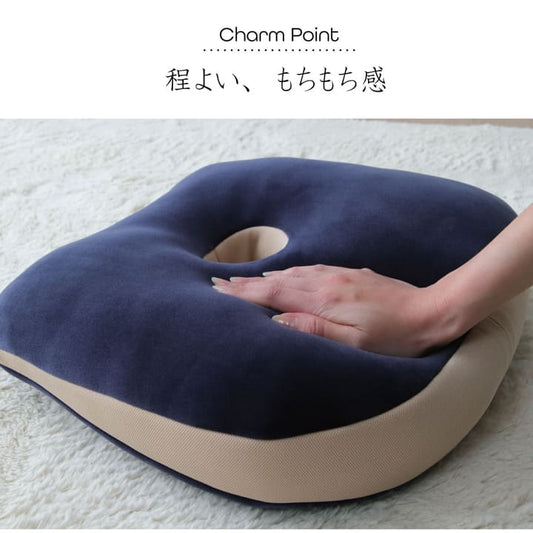 家やオフィスで座るときのお尻への負担を軽くするサポートクッション 40×37cm