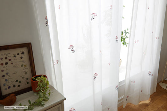 【MOOMIN ムーミン】傘を持ってふわふわしているのはちびのミイ  UMBRELLA - アンブレラ 幅100×丈133～198cm(1枚入)