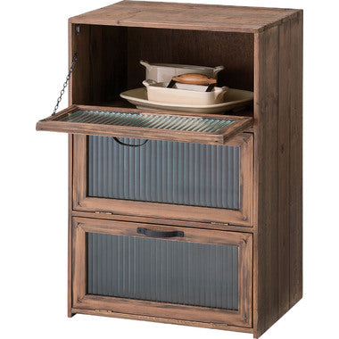 フラップチェスト