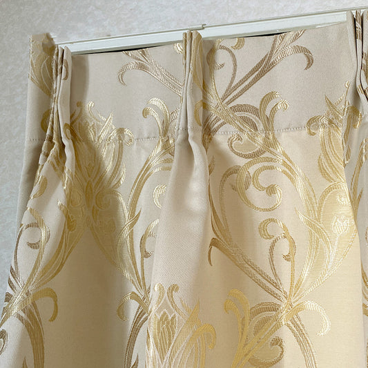 エレガントなツタの紋章柄をデザインした非遮光カーテン Rune - ルネ ベージュ