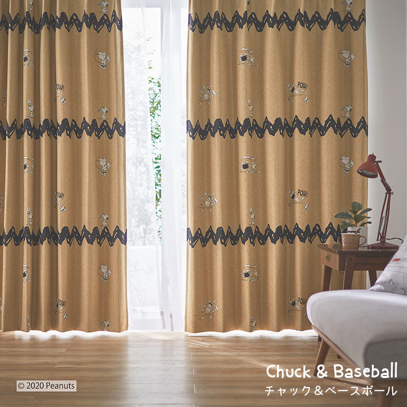 スヌーピーのキャラクターがデザインされた遮光カーテン幅100×丈135～200cm(1枚入) Chuck & Baseball - チャック&ベースボール