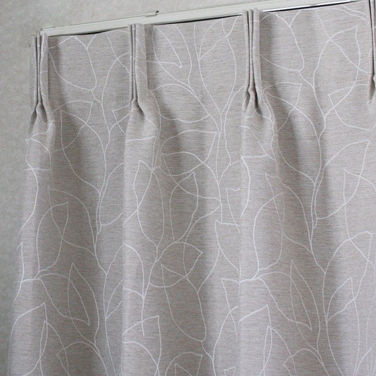 葉っぱのシルエットがおしゃれな2級遮光カーテン Cary - ケイリー アイボリー