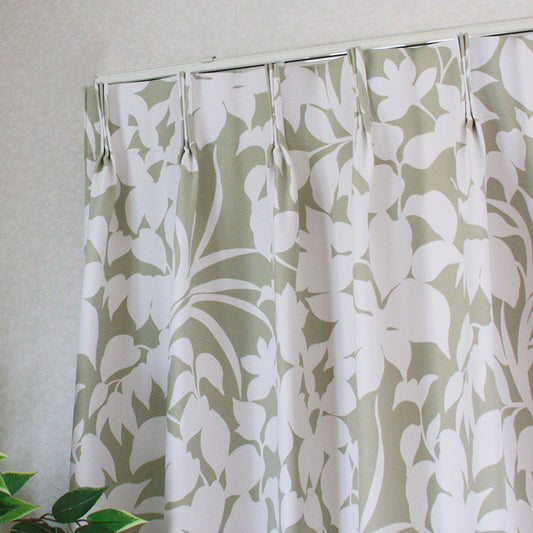 ボタニカルテイストなグリーンがきれいな2級遮光カーテン Nia - ニア ベージュ