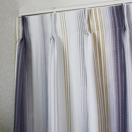 グレーとイエローのストライプが鮮やかな3級遮光カーテン Multi Stripe - マルチストライプ グレー