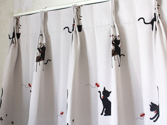 かわいい猫ちゃんがいっぱい2級遮光カーテン Cats Cats Cats - キャッツキャッツキャッツ アイボリー