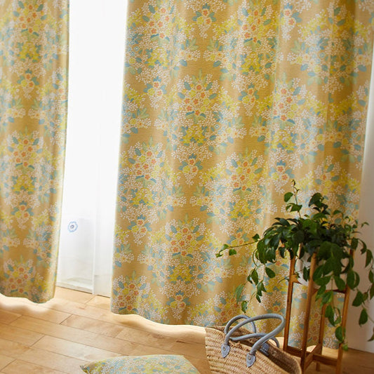 北欧カーテンシリーズ ブーケの花びらや葉の色の移ろいが繊細な遮光カーテン Ｍix bouquet - ミックスブーケ イエロー