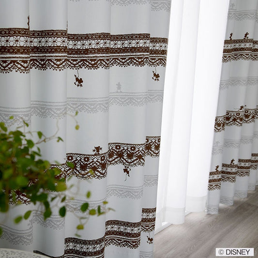 【Disney ディズニー】様々なポーズのミッキーを楽しめるエレガントレース柄の2級遮光カーテン MICKY Trim way - ミッキー トリムウェイ アイボリー
