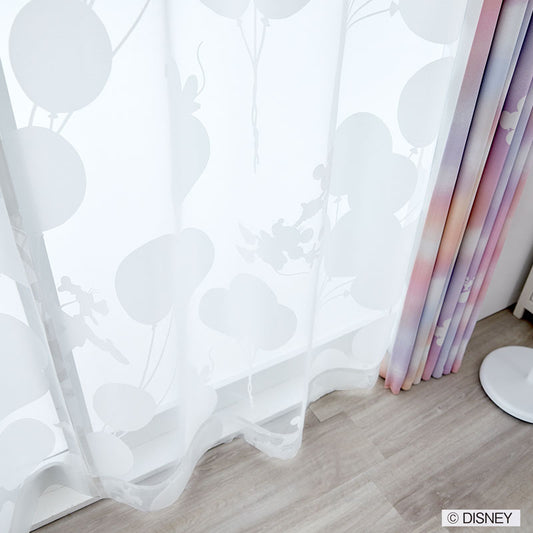 【Disney】風船で遊ぶミッキー達がリズミカルなオパールボイルレースカーテン MICKY Balloon Voile - ミッキー バルーンボイル  ホワイト 幅100×丈133～198cm(1枚入)