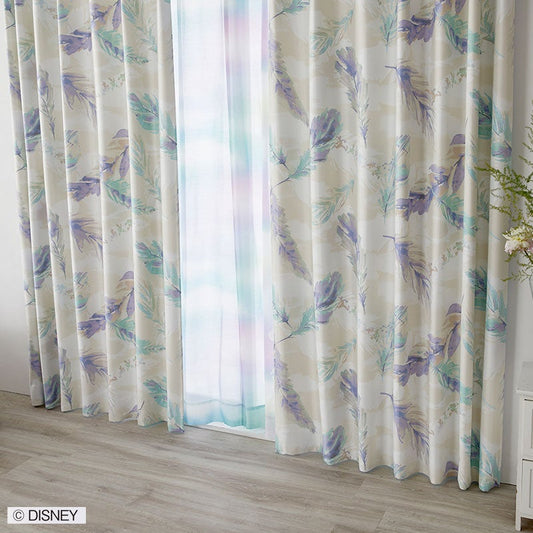 【Disney ディズニー】水彩タッチの軽やかな羽が舞うエレガントなデザインの2級遮光カーテン MICKY Fran - ミッキー フラン ブルーグリーン